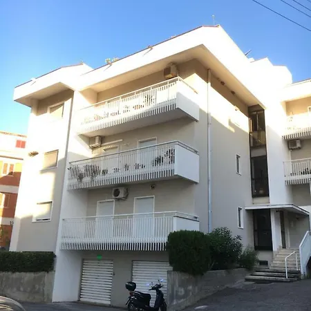 公寓 Panorama 切法卢